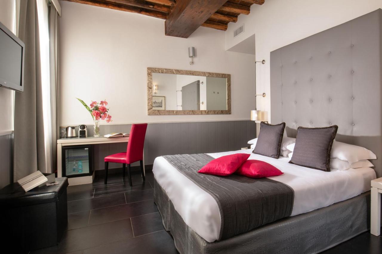 Stay Inn Rome Via Del Corso ภายนอก รูปภาพ